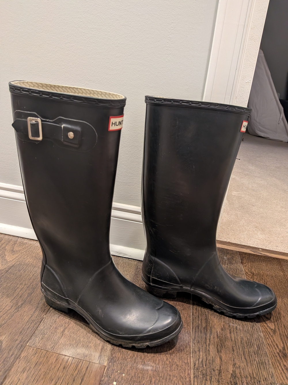 Hunter Women's Black Tall Rain Boots